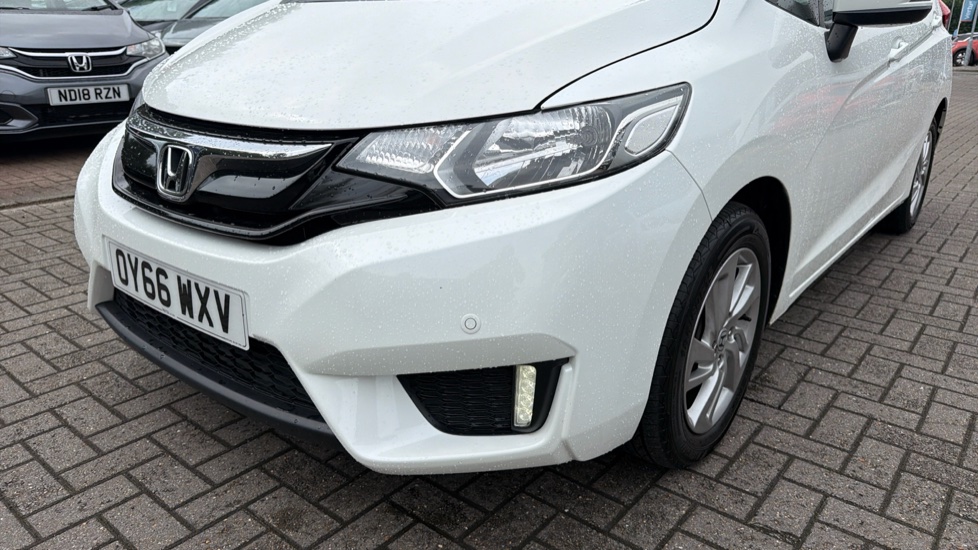 Honda Jazz 1.3 SE 5dr Petrol Hatchback - Image 17