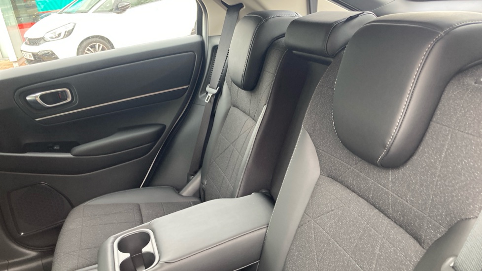 Honda HR-V 1.5 eHEV Advance 5dr CVT Hybrid Hatchback - Image 8