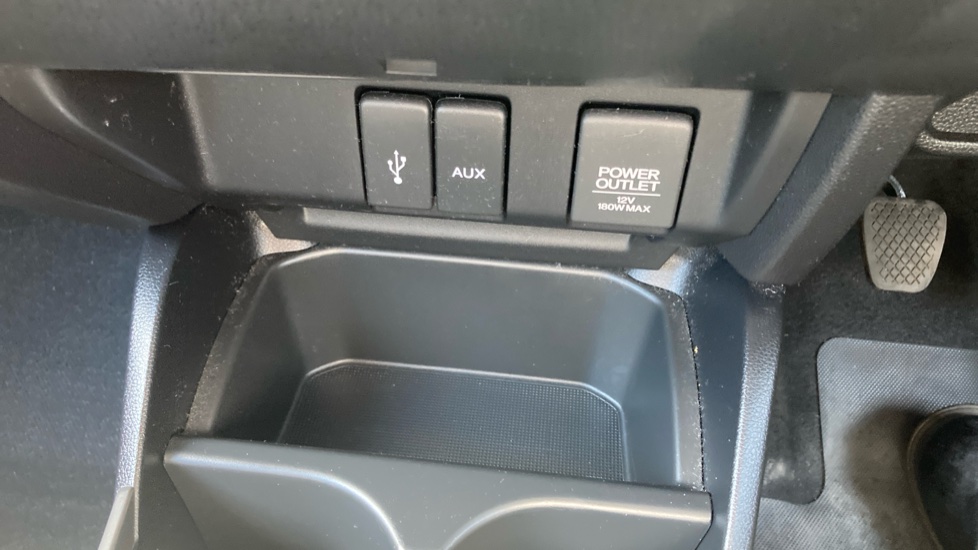 Honda Jazz 1.3 S 5dr Petrol Hatchback - Image 23