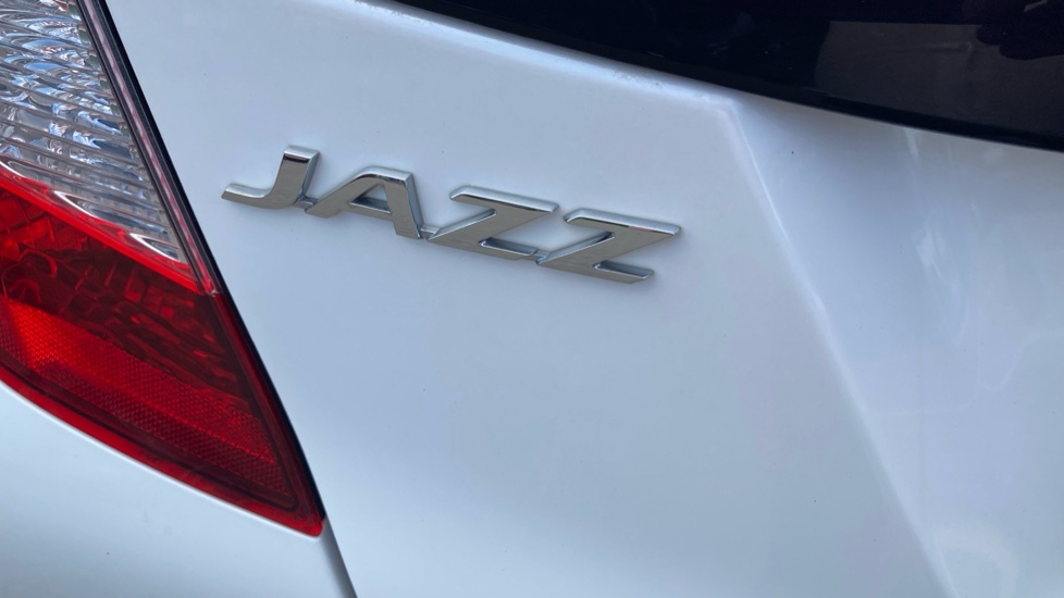 Honda Jazz 1.3 S 5dr Petrol Hatchback - Image 37