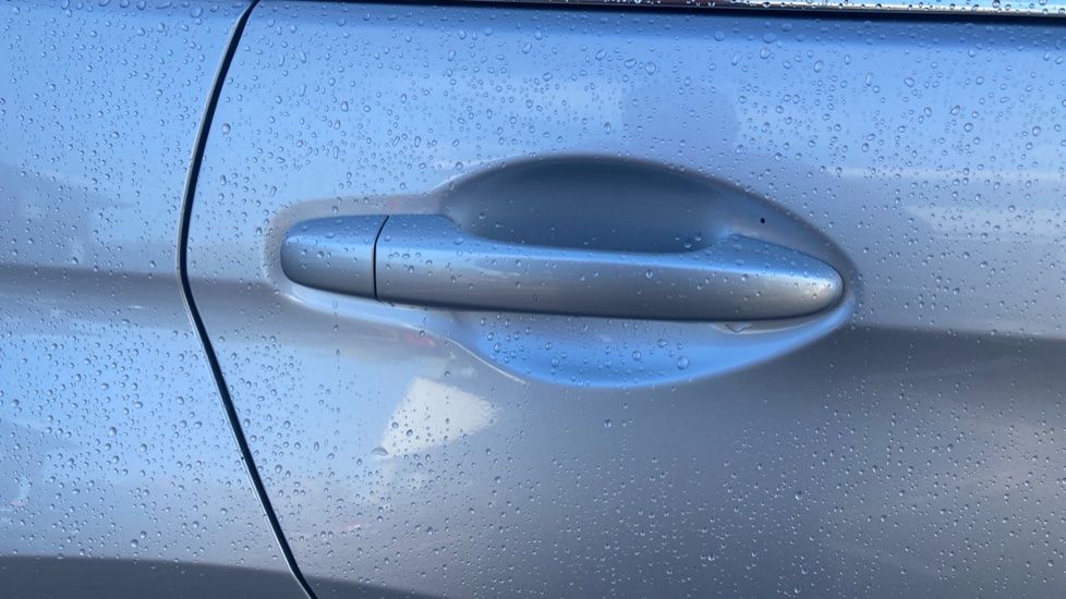 Honda CR-V 2.2 i-DTEC EX 5dr Auto Diesel Estate - Image 28