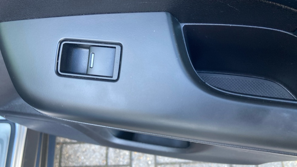 Honda CR-V 2.2 i-DTEC EX 5dr Auto Diesel Estate - Image 31