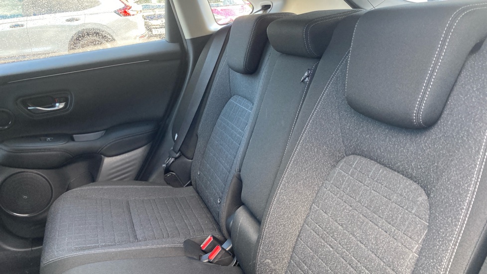 Honda Zr-V 2.0 eHEV Elegance 5dr CVT Hybrid Estate - Image 8