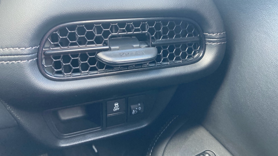 Honda Zr-V 2.0 eHEV Elegance 5dr CVT Hybrid Estate - Image 28