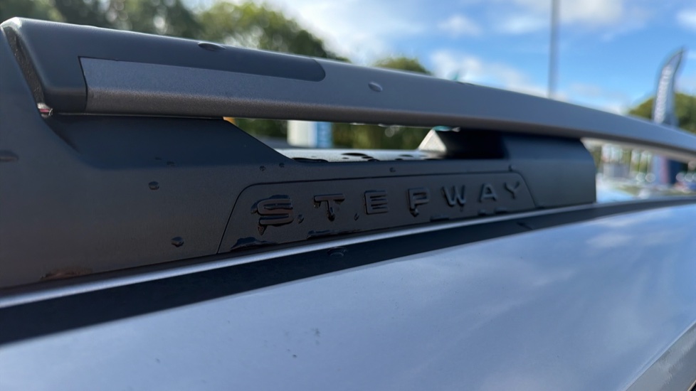 Dacia Sandero Stepway 1.0 TCe Expression 5dr Bi Fuel Hatchback - Image 16