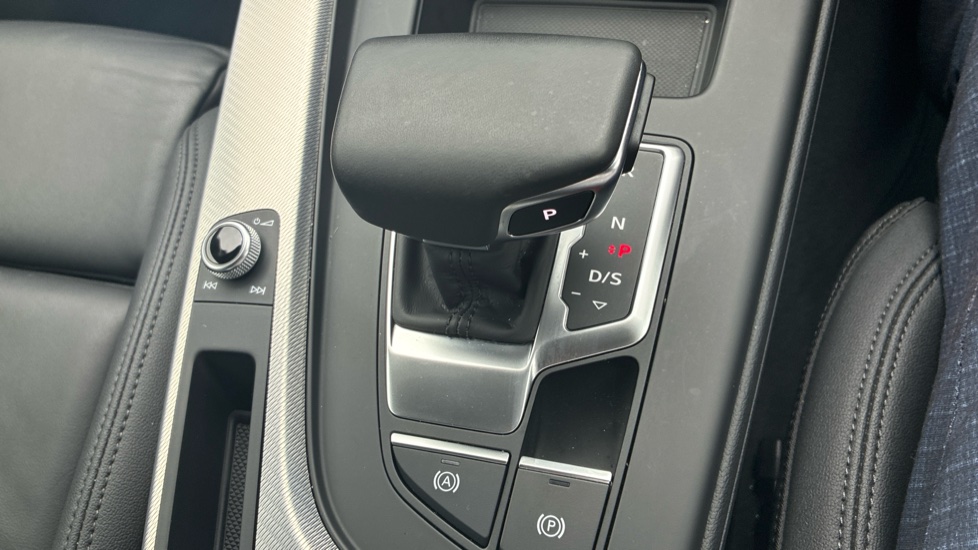 Audi A5 35 TFSI Sport 5dr S Tronic Petrol Hatchback - Image 24