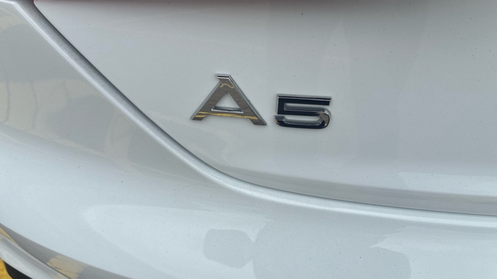 Audi A5 35 TFSI Sport 5dr S Tronic Petrol Hatchback - Image 39