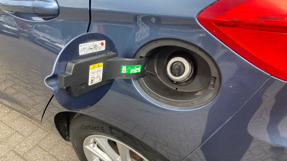 Ford Fiesta 1.0 EcoBoost Hybrid mHEV 125 Titanium 5dr Petrol Hatchback - Image 36