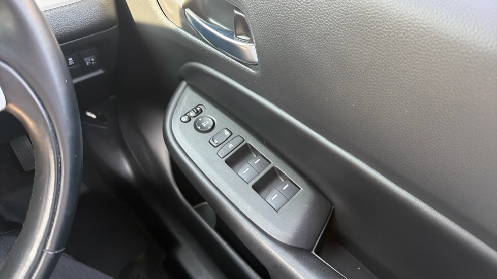 Honda Jazz 1.5 i-MMD Hybrid Advance 5dr eCVT Hybrid Hatchback - Image 22