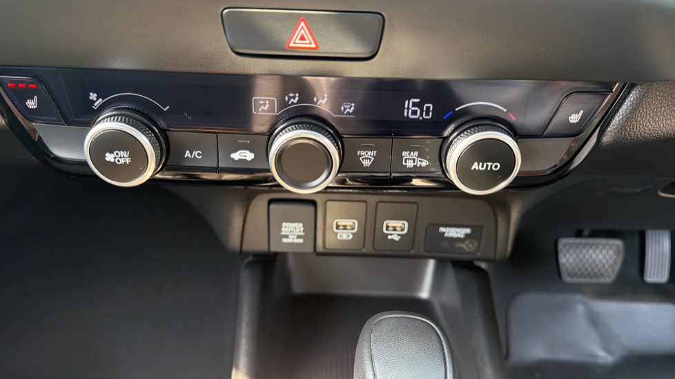 Honda Jazz 1.5 i-MMD Hybrid Advance 5dr eCVT Hybrid Hatchback - Image 33