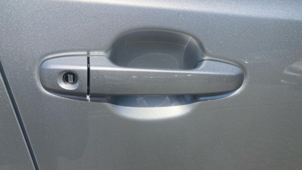Toyota C-HR 1.8 Hybrid Icon 5dr CVT Hybrid Hatchback - Image 13