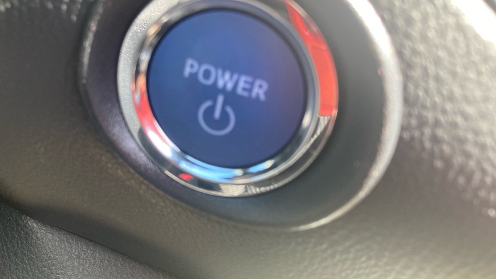 Toyota C-HR 1.8 Hybrid Icon 5dr CVT Hybrid Hatchback - Image 28