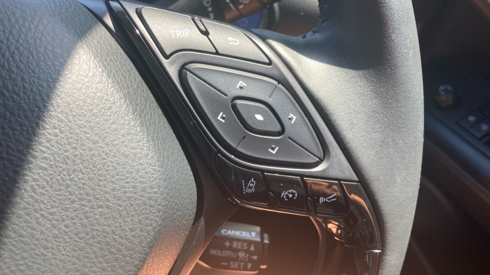 Toyota C-HR 1.8 Hybrid Icon 5dr CVT Hybrid Hatchback - Image 37
