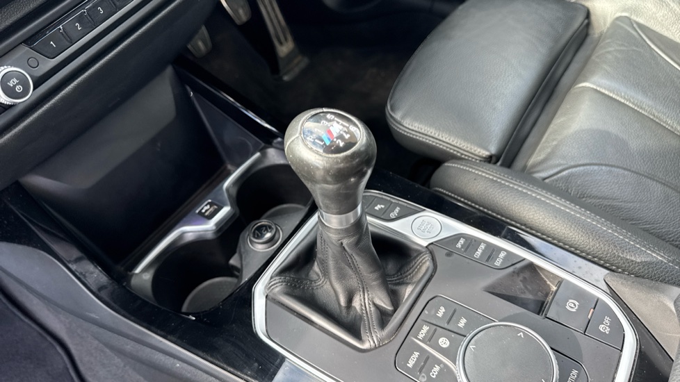 BMW 1 Series 118i M Sport 5dr Petrol Hatchback - Image 13