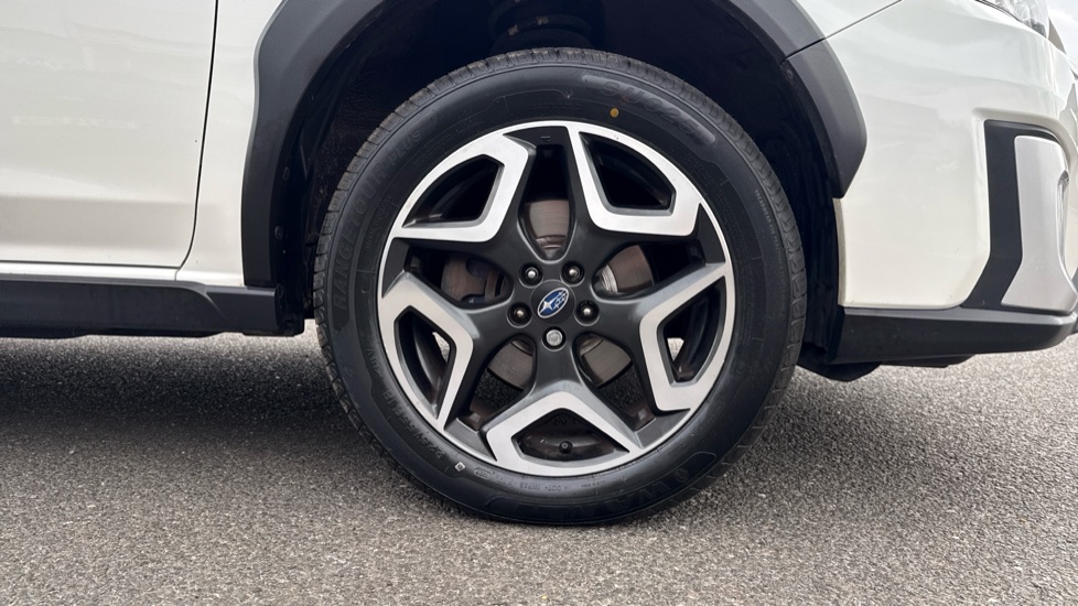 Subaru XV 2.0i e-Boxer SE Premium 5dr Lineartronic Hybrid Hatchback - Image 7