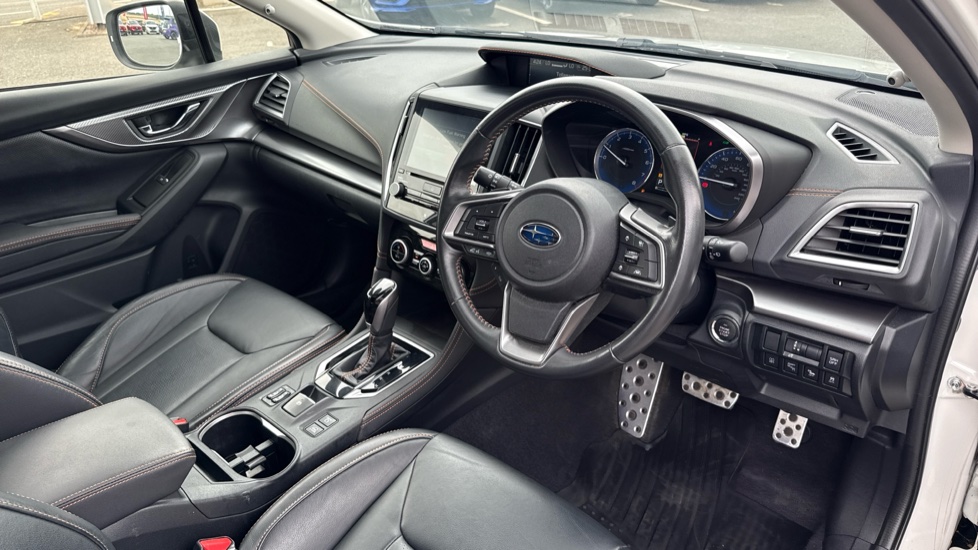 Subaru XV 2.0i e-Boxer SE Premium 5dr Lineartronic Hybrid Hatchback - Image 11