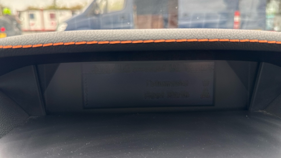 Subaru XV 2.0i e-Boxer SE Premium 5dr Lineartronic Hybrid Hatchback - Image 31