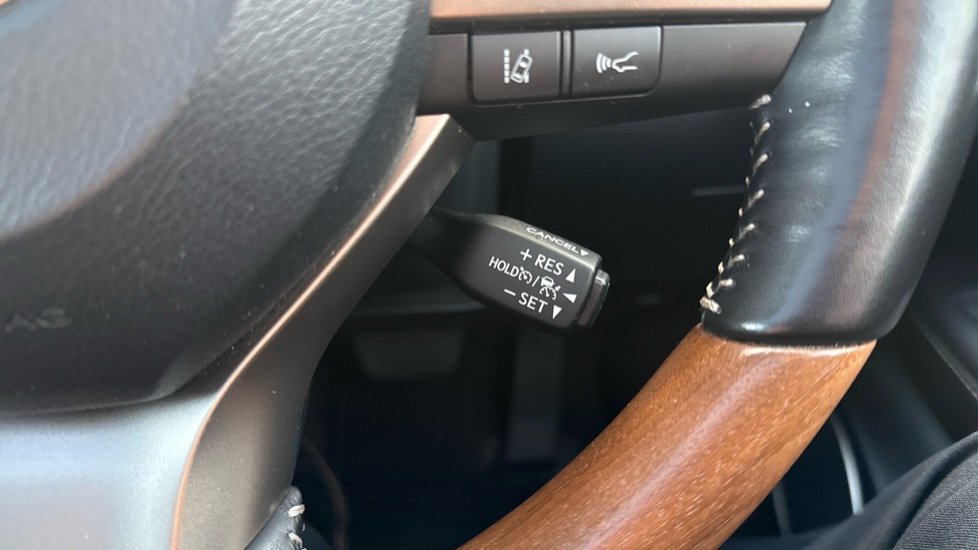 Lexus RX 450h 3.5 Takumi 5dr CVT Hybrid Estate - Image 23