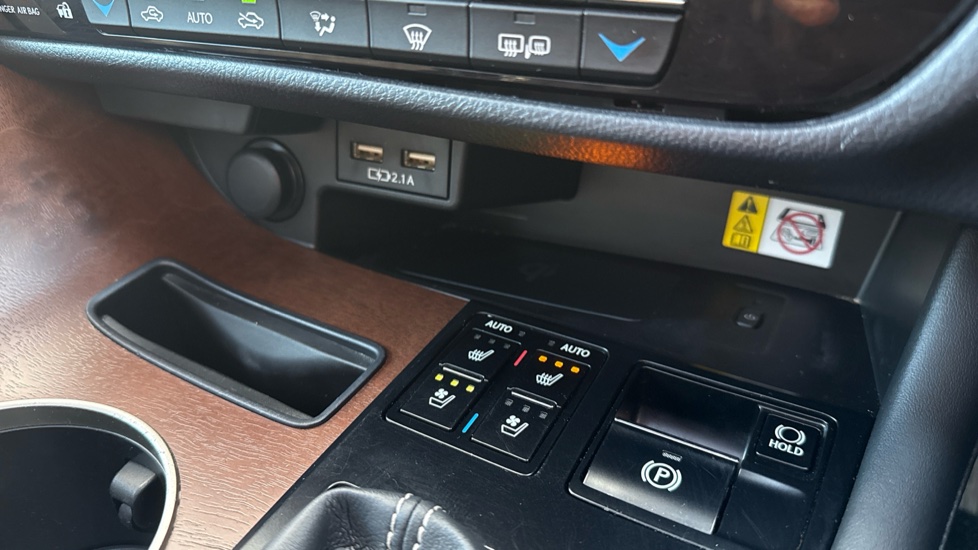 Lexus RX 450h 3.5 Takumi 5dr CVT Hybrid Estate - Image 31