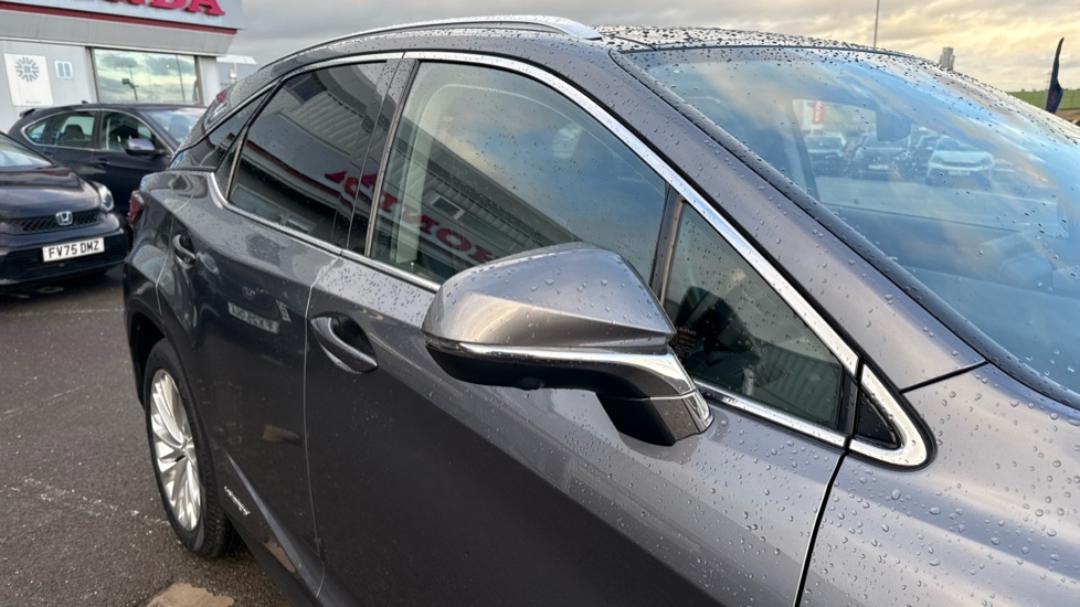 Lexus RX 450h 3.5 Takumi 5dr CVT Hybrid Estate - Image 37