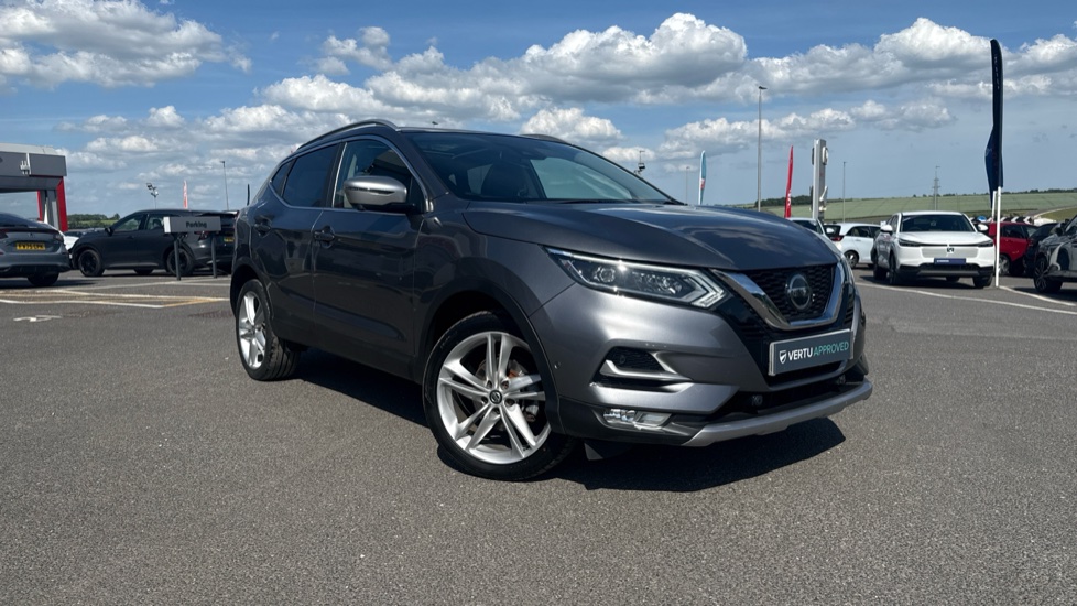 Nissan Qashqai 1.3 DiG-T N-Motion 5dr Petrol Hatchback - Image 22