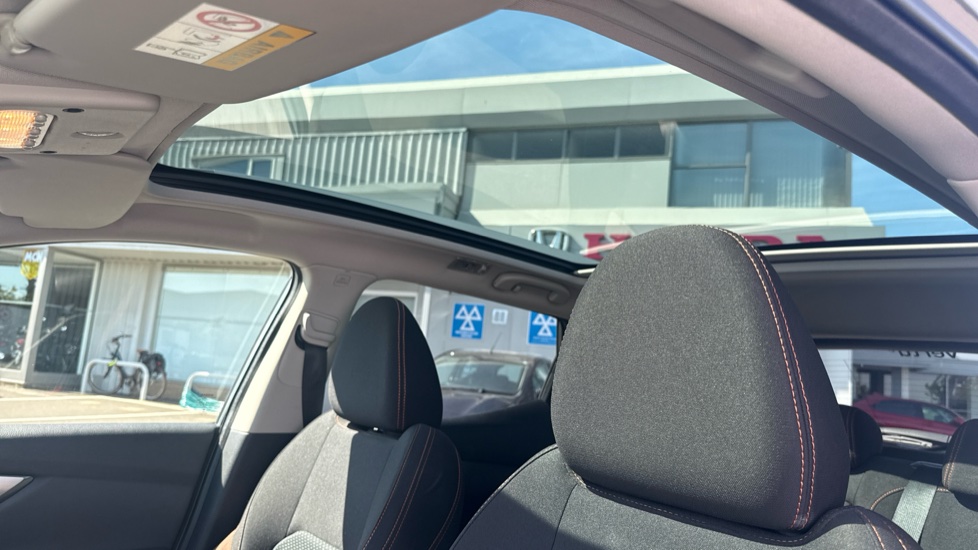 Nissan Qashqai 1.3 DiG-T N-Motion 5dr Petrol Hatchback - Image 27
