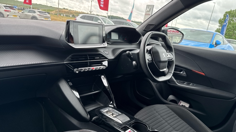 Peugeot 2008 100kW Active Premium+ 50kWh 5dr Auto Electric Estate - Image 9