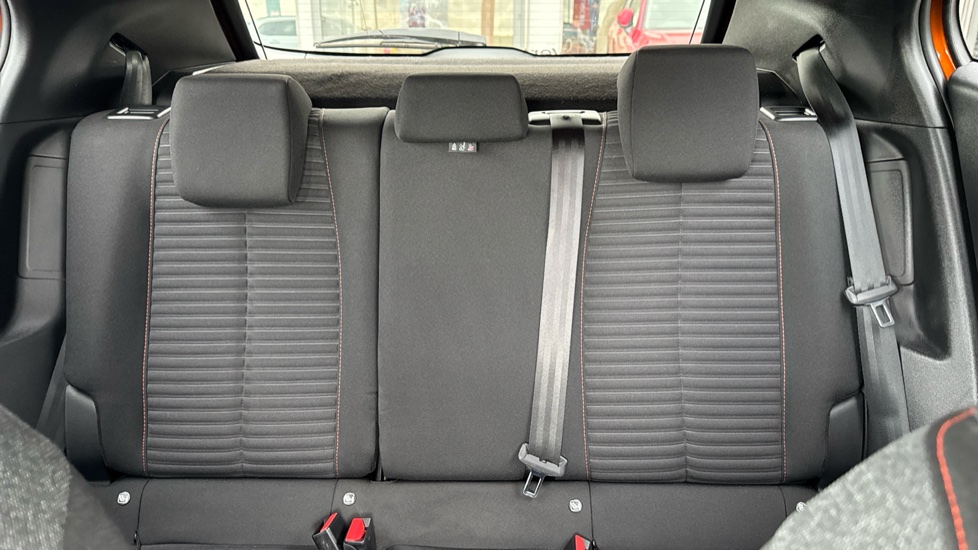 Peugeot 2008 100kW Active Premium+ 50kWh 5dr Auto Electric Estate - Image 15