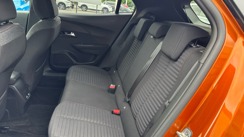 Peugeot 2008 100kW Active Premium+ 50kWh 5dr Auto Electric Estate - Image 16