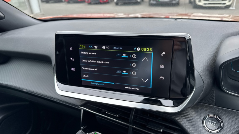 Peugeot 2008 100kW Active Premium+ 50kWh 5dr Auto Electric Estate - Image 35