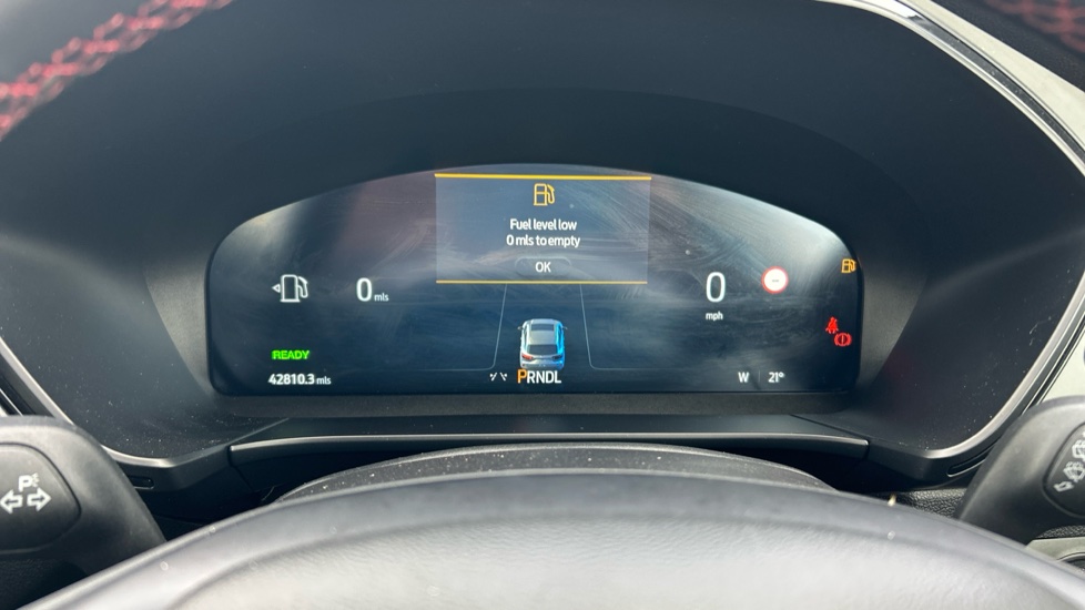 Ford Kuga 2.5 FHEV ST-Line 5dr CVT Hybrid Estate - Image 18
