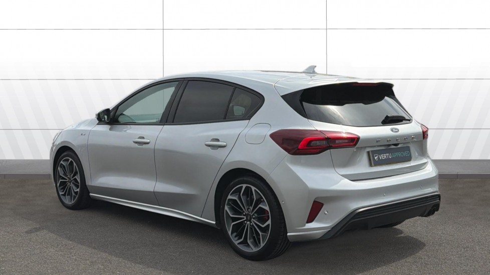 Ford Focus 1.0 EcoBoost ST-Line X 5dr Petrol Hatchback - Image 2