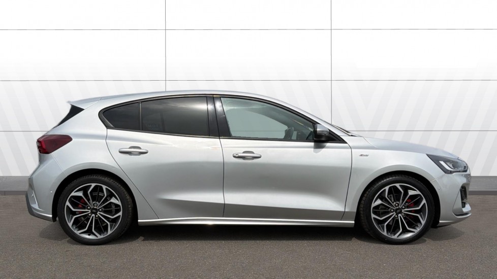 Ford Focus 1.0 EcoBoost ST-Line X 5dr Petrol Hatchback - Image 5