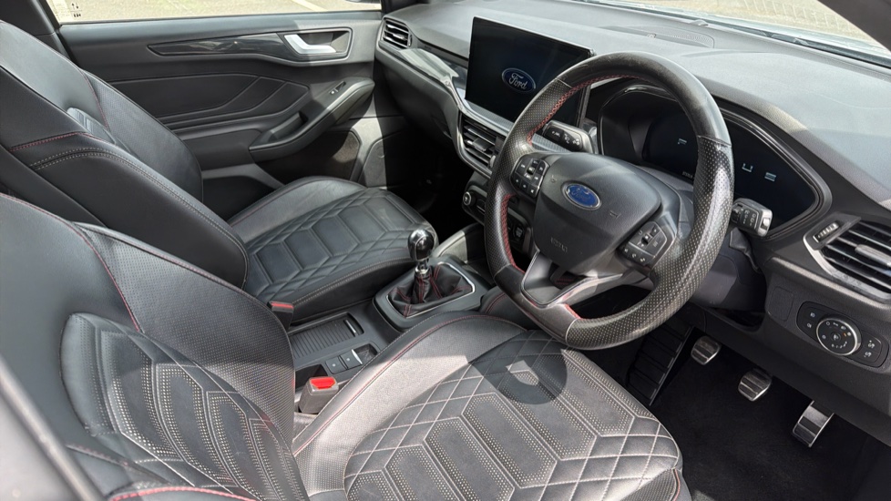 Ford Focus 1.0 EcoBoost ST-Line X 5dr Petrol Hatchback - Image 11