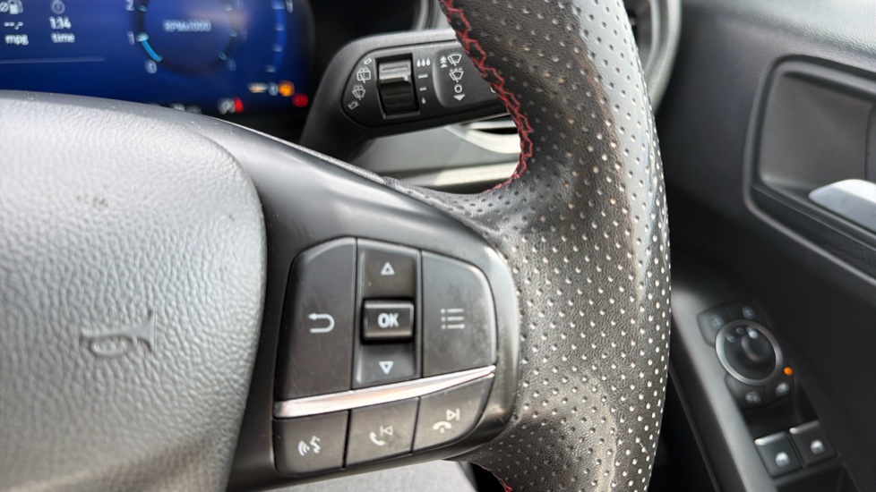Ford Focus 1.0 EcoBoost ST-Line X 5dr Petrol Hatchback - Image 22