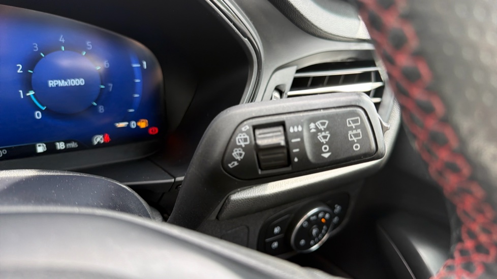 Ford Focus 1.0 EcoBoost ST-Line X 5dr Petrol Hatchback - Image 23