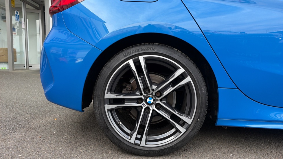 BMW 1 Series 118i M Sport 5dr Petrol Hatchback - Image 7