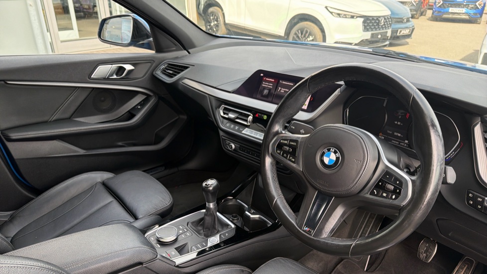 BMW 1 Series 118i M Sport 5dr Petrol Hatchback - Image 11