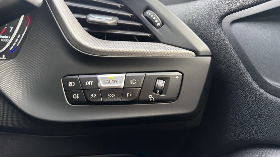 BMW 1 Series 118i M Sport 5dr Petrol Hatchback - Image 29