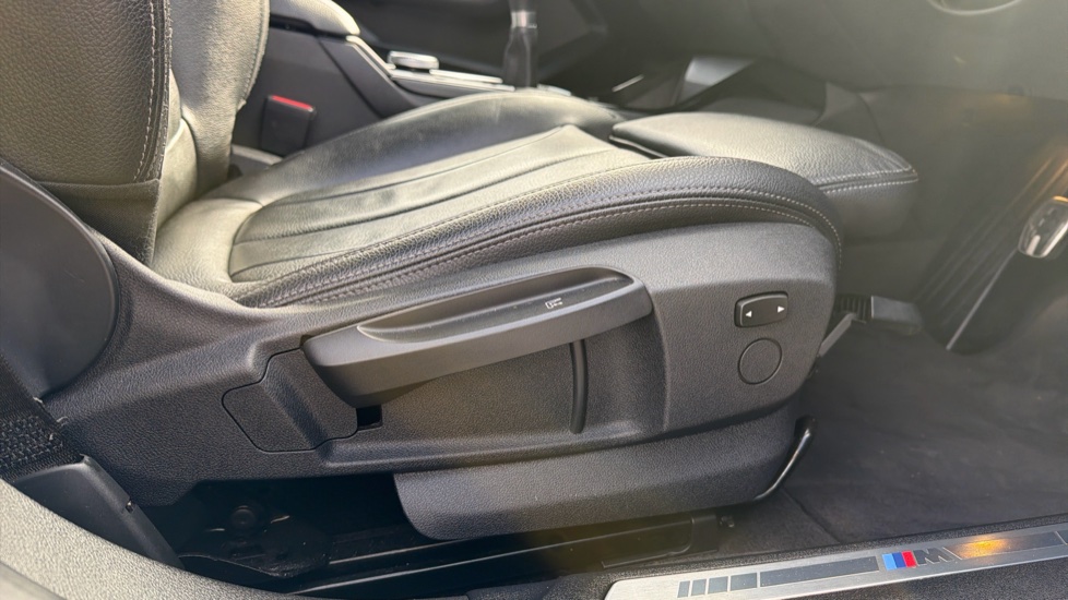 BMW 1 Series 118i M Sport 5dr Petrol Hatchback - Image 39