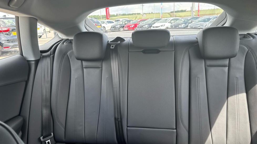 Audi A5 35 TFSI Sport 5dr S Tronic Petrol Hatchback - Image 15