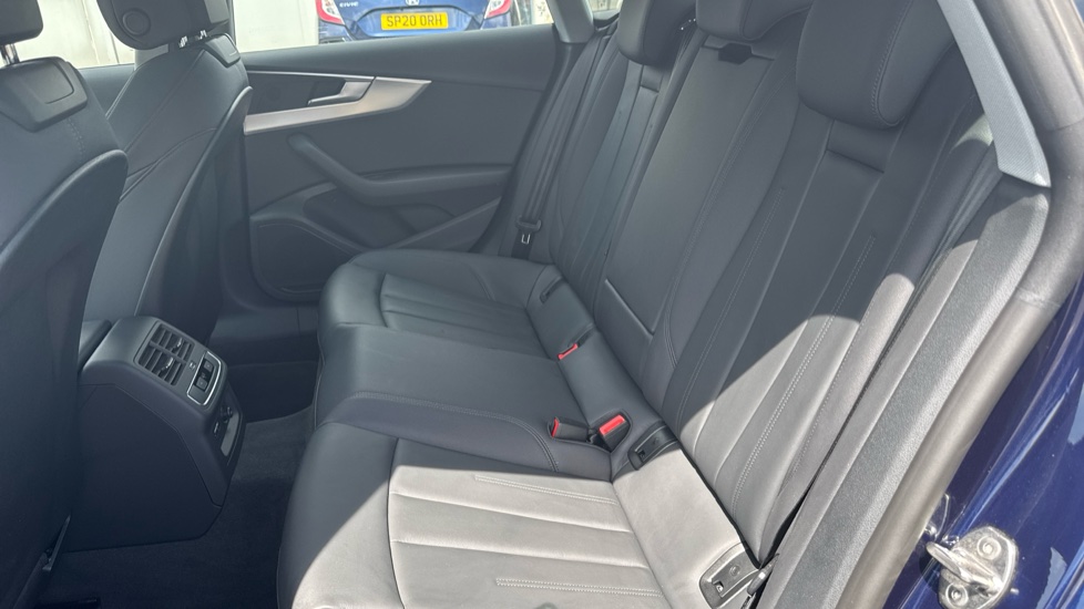 Audi A5 35 TFSI Sport 5dr S Tronic Petrol Hatchback - Image 16