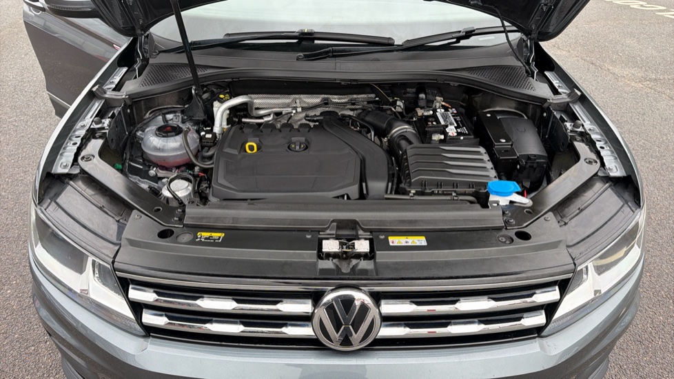 Volkswagen Tiguan Allspace 1.5 TSI EVO Match 5dr Petrol Estate - Image 8