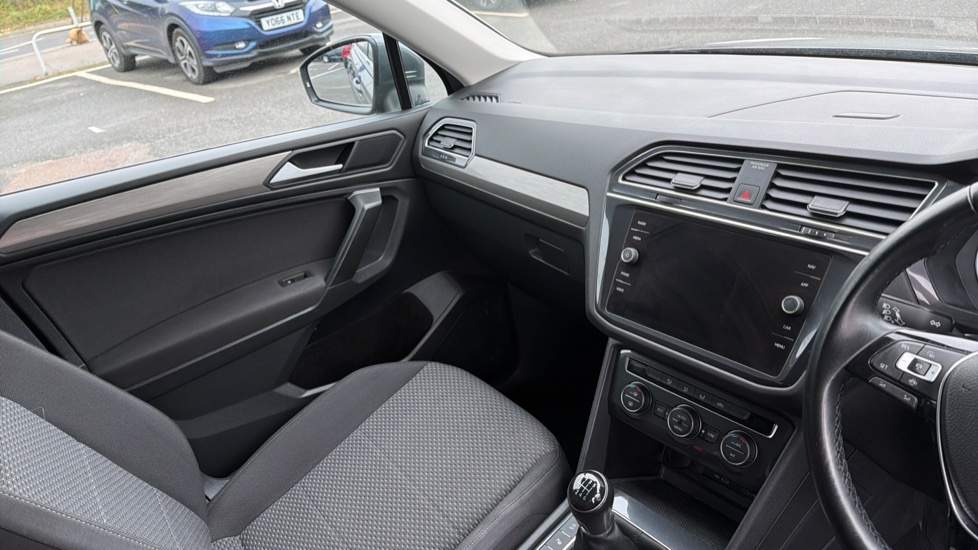 Volkswagen Tiguan Allspace 1.5 TSI EVO Match 5dr Petrol Estate - Image 14