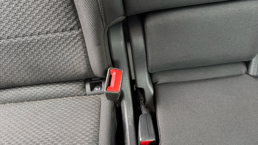 Volkswagen Tiguan Allspace 1.5 TSI EVO Match 5dr Petrol Estate - Image 17