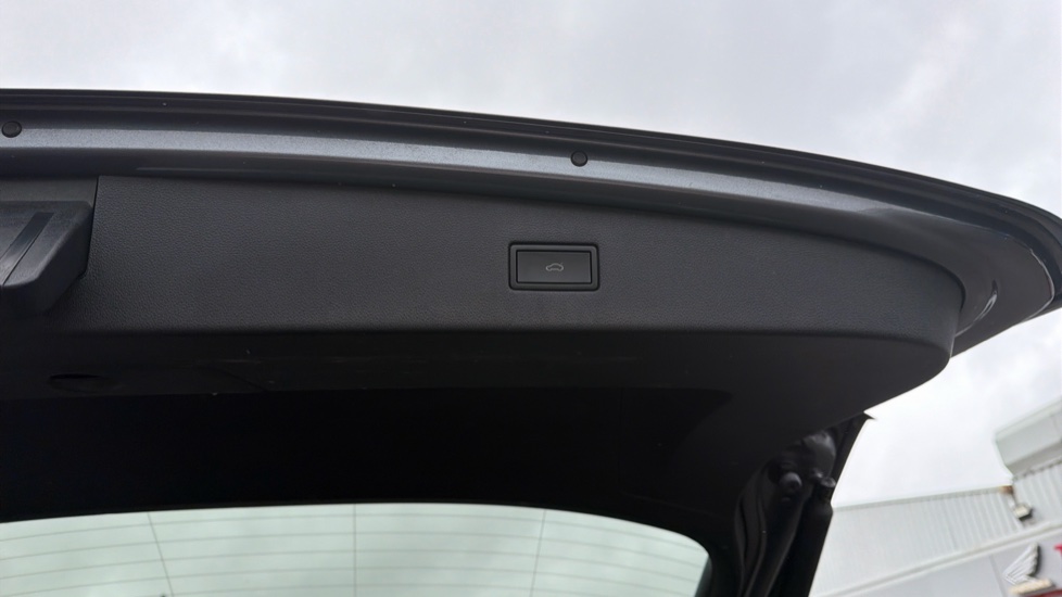 Volkswagen Tiguan Allspace 1.5 TSI EVO Match 5dr Petrol Estate - Image 21