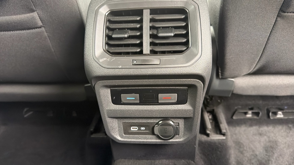 Volkswagen Tiguan Allspace 1.5 TSI EVO Match 5dr Petrol Estate - Image 22