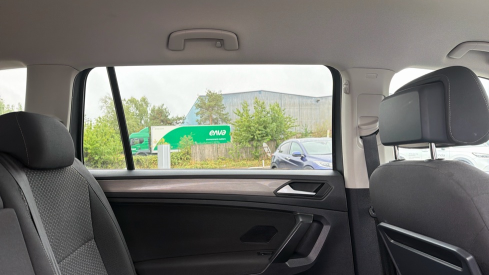 Volkswagen Tiguan Allspace 1.5 TSI EVO Match 5dr Petrol Estate - Image 24