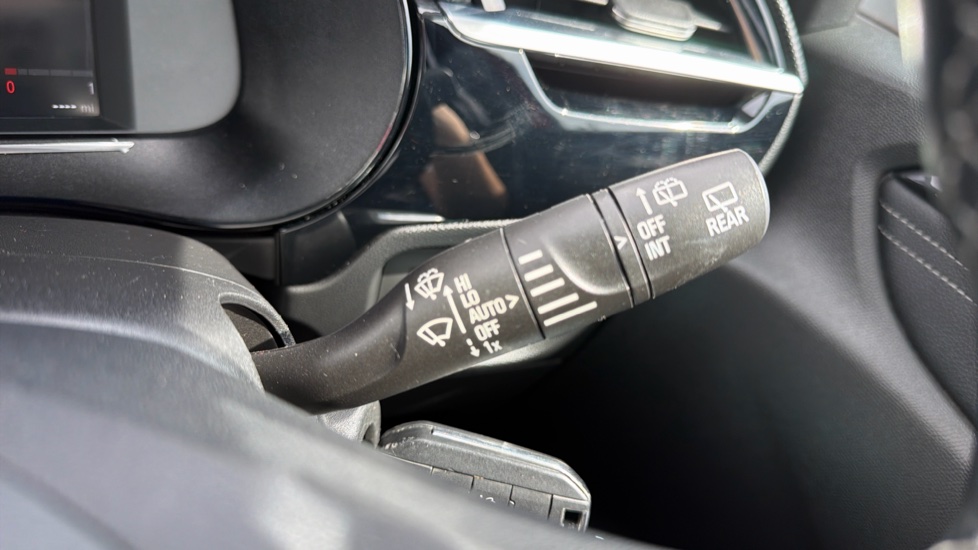 Vauxhall Corsa 1.2 Turbo Elite Nav 5dr Petrol Hatchback - Image 29