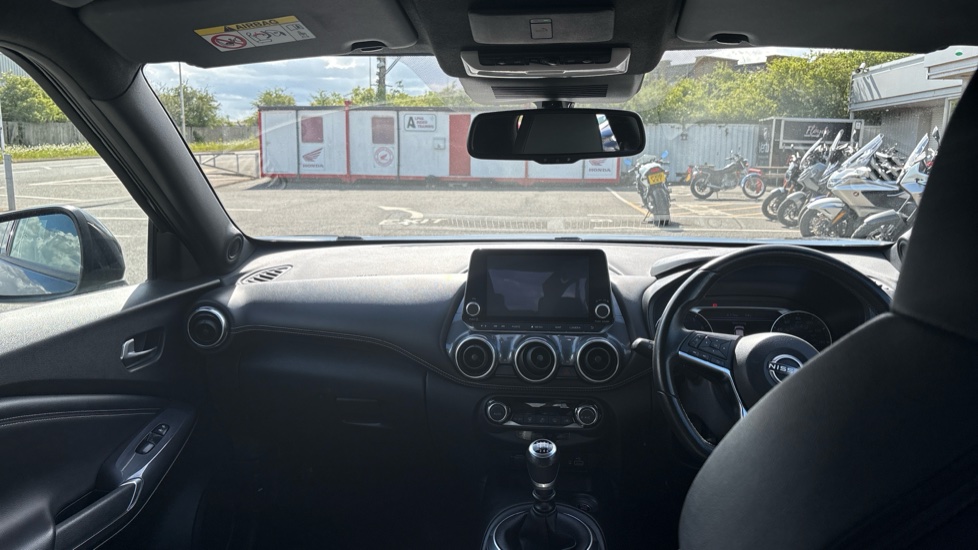 Nissan Juke 1.0 DiG-T 114 N-Connecta 5dr Petrol Hatchback - Image 10
